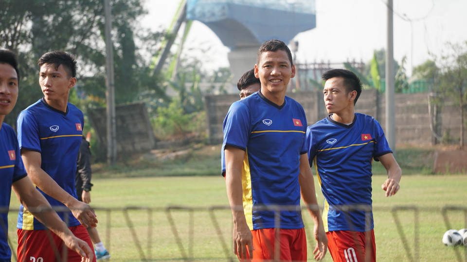 Anh Đức khá thoải mái trong buổi tập. (Ảnh: Trần Chiến/Vietnam+)