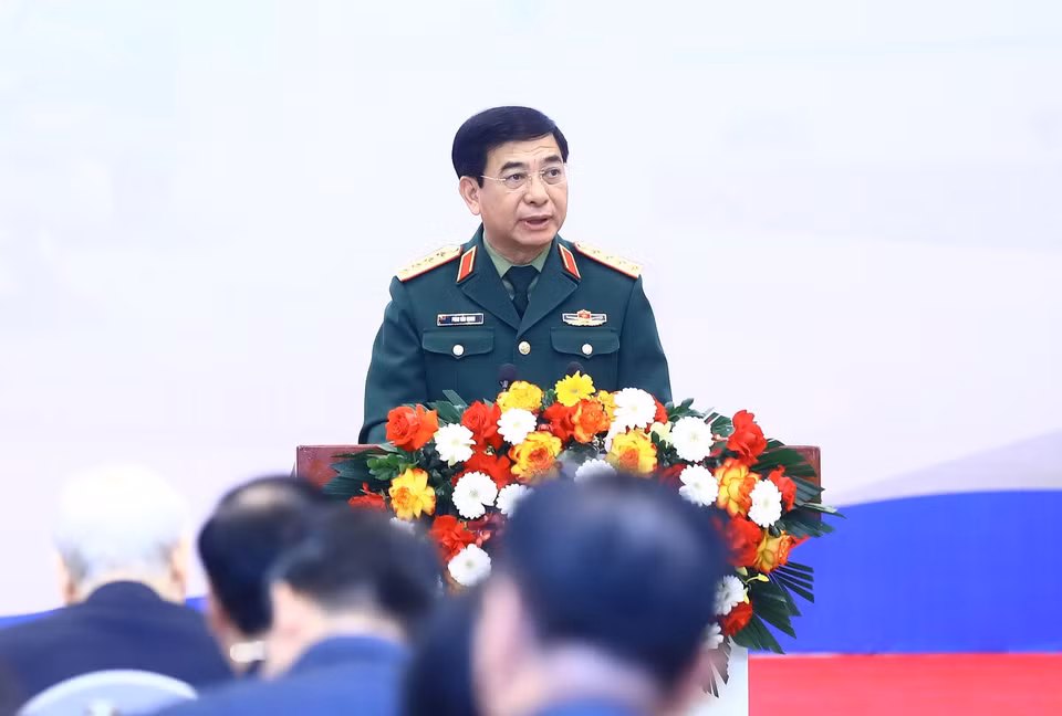 Đại tướng Phan Văn Giang, Ủy viên Bộ Chính trị, Phó Bí thư Quân ủy Trung ương, Bộ trưởng Bộ Quốc phòng phát biểu. (Ảnh: Lâm Khánh/TTXVN)