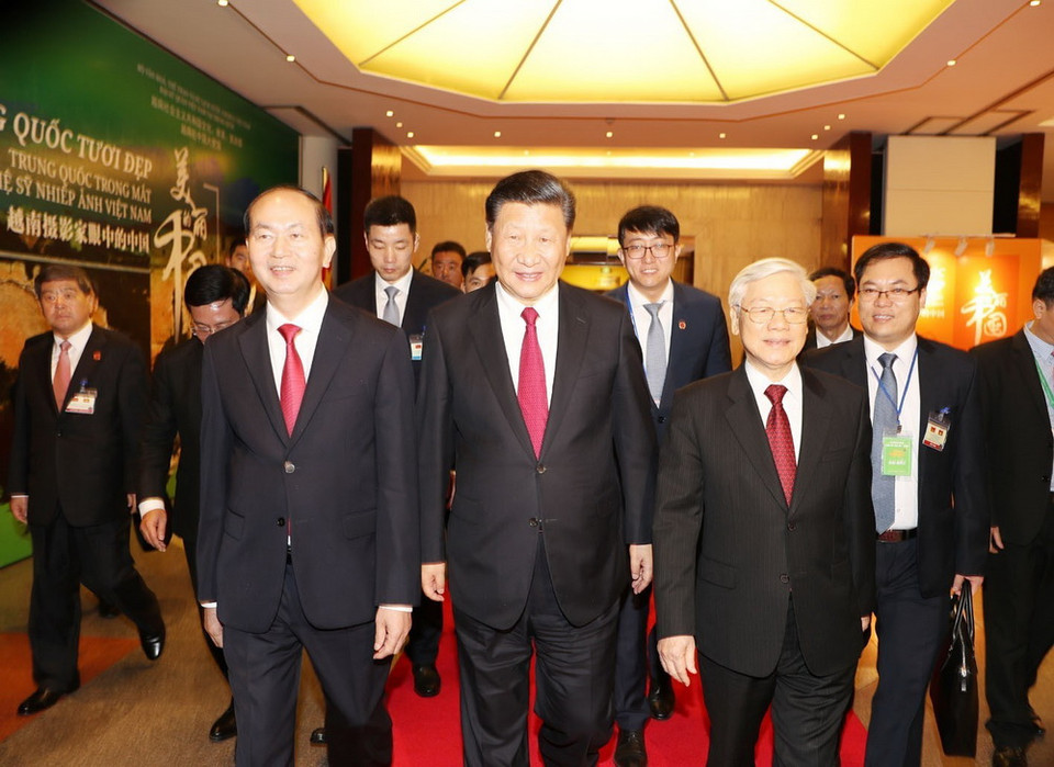 Tổng Bí thư Nguyễn Phú Trọng và Chủ tịch nước Trần Đại Quang cùng Tổng Bí thư, Chủ tịch Trung Quốc Tập Cận Bình. (Ảnh: Trí Dũng/TTXVN)