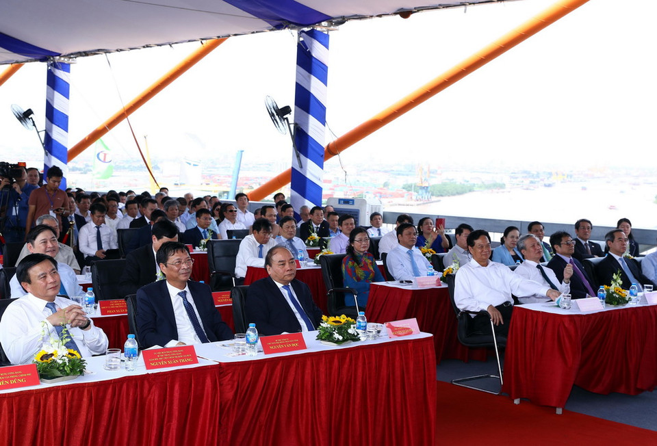 Thủ tướng Nguyễn Xuân Phúc và các đại biểu tại buổi lễ. (Ảnh: Thống Nhất/TTXVN)