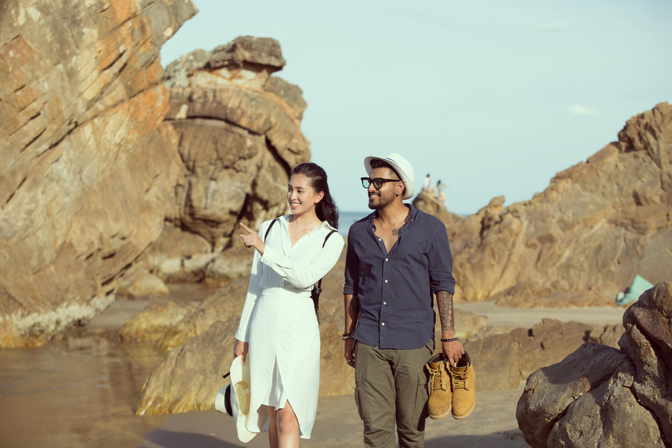 Trước đó, Hoa hậu Tiểu Vy trở thành Đại sứ hình ảnh cho Lễ hội hang động Quảng Bình. (Ảnh: Viết Quý/Vietnam+)