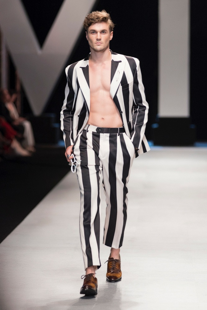 ‘Chaos’ mang tính ứng dụng cao, phong cách và trẻ trung.