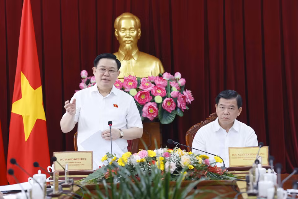 Chủ tịch Quốc hội Vương Đình Huệ phát biểu chỉ đạo. (Ảnh: Doãn Tấn/TTXVN)