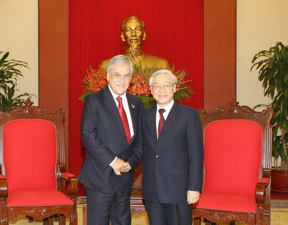 Tổng Bí thư Nguyễn Phú Trọng tiếp Tổng thống Chile Sebastian Piñera Echenique thăm chính thức Việt Nam (2012). (Ảnh: Trí Dũng/TTXVN)