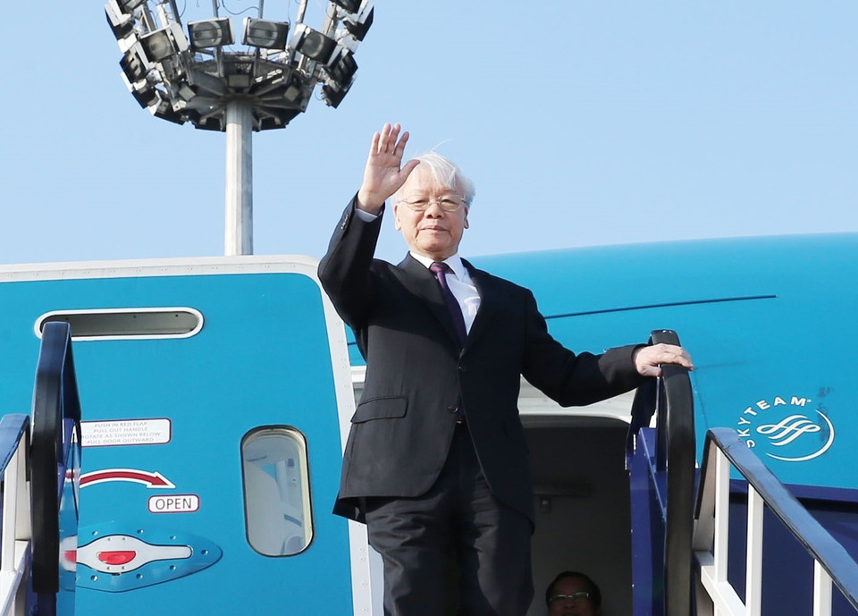 Tổng Bí thư Nguyễn Phú Trọng đến Sân bay Quốc tế ở thủ đô Budapest. (Ảnh: Trí Dũng/TTXVN)