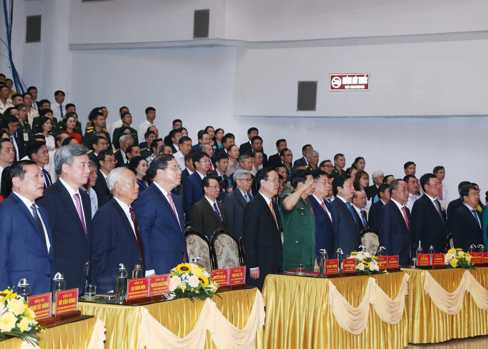 Chủ tịch nước Võ Văn Thưởng và các đại biểu dự Lễ kỷ niệm. (Ảnh: Thống Nhất/TTXVN)