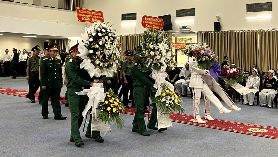 Quang cảnh Lễ viếng Nguyên Trưởng ban Tổ chức Trung ương Lê Phước Thọ. (Ảnh: Ánh Tuyết/TTXVN)