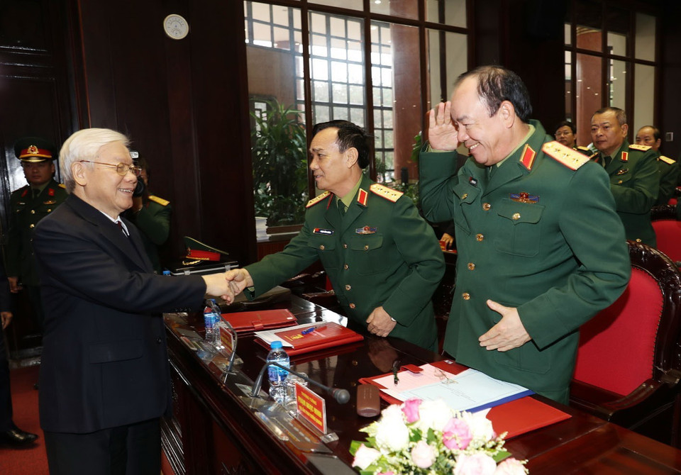 Tổng Bí thư, Chủ tịch nước Nguyễn Phú Trọng, Bí thư Quân ủy Trung ương và các đại biểu dự Hội nghị. (Ảnh: Trí Dũng/TTXVN)