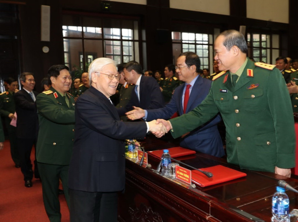 Tổng Bí thư, Chủ tịch nước Nguyễn Phú Trọng, Bí thư Quân ủy Trung ương và các đại biểu dự Hội nghị. (Ảnh: Trí Dũng/TTXVN)