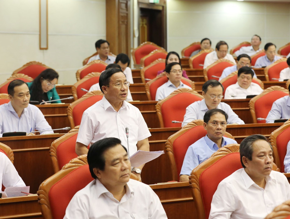 Đồng chí Lê Đình Sơn, Ủy viên Trung ương Đảng, Bí thư Tỉnh ủy Hà Tĩnh phát biểu. (Ảnh: Phương Hoa/TTXVN)