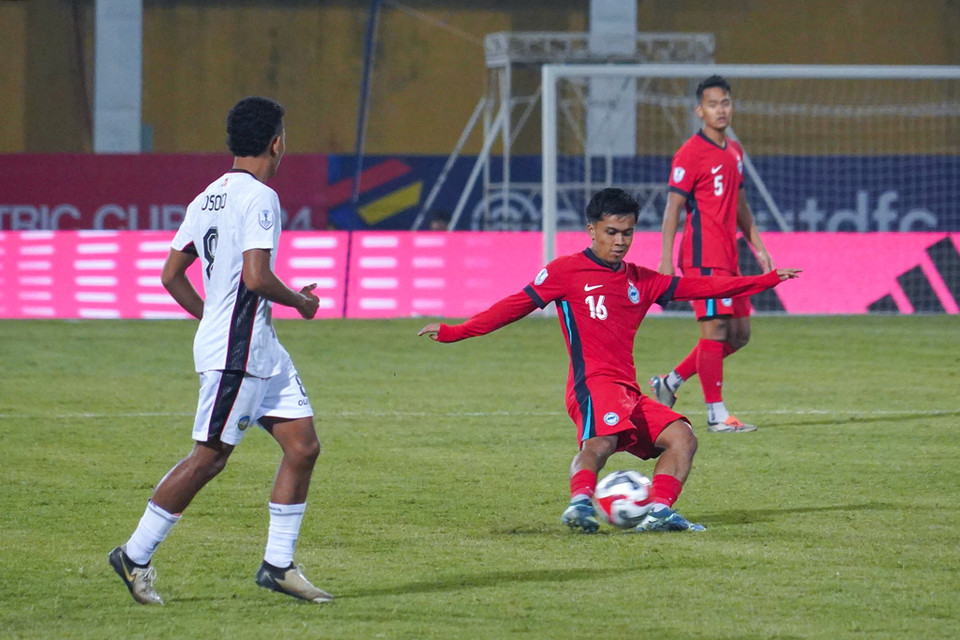 Hiệp một khép lại mà không có bàn thắng nào được ghi. (Ảnh: Việt Anh/Vietnam+)