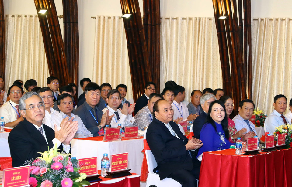 Thủ tướng Nguyễn Xuân Phúc dự Hội nghị đầu tư phát triển Sâm Ngọc Linh Kon Tum và các dược liệu khác. (Ảnh: Thống Nhất/TTXVN)