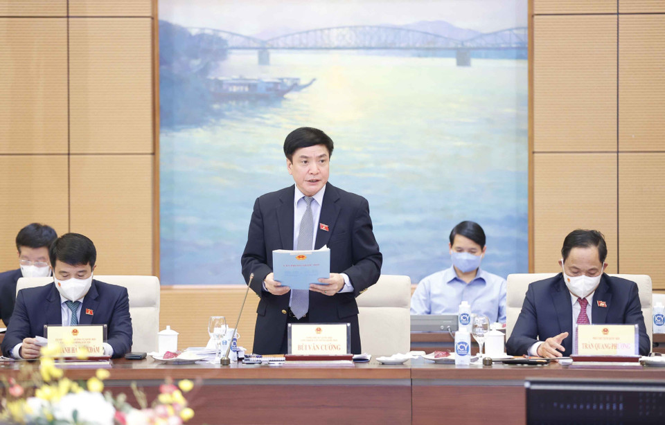 Tổng Thư ký Quốc hội, Chủ nhiệm Văn phòng Quốc hội Bùi Văn Cường phát biểu. (Ảnh: Doãn Tấn/TTXVN)