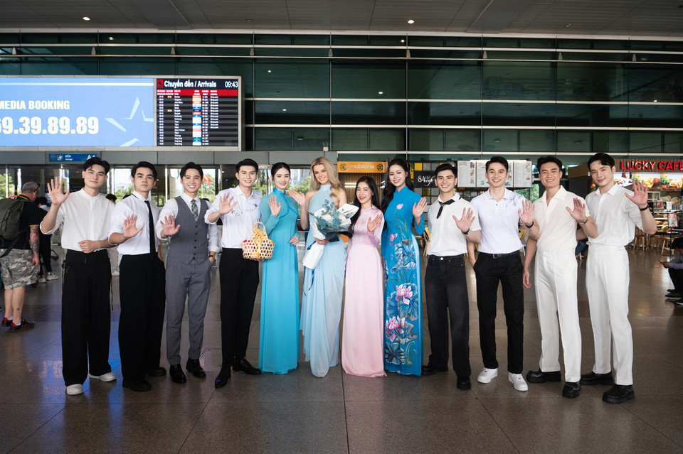 Đương kim Hoa hậu Thế giới 2024 cảm kích trước sự mến khách của người Việt và cho hay cô có cảm giác như được trở về nhà. (Ảnh: CTV/Vietnam+)