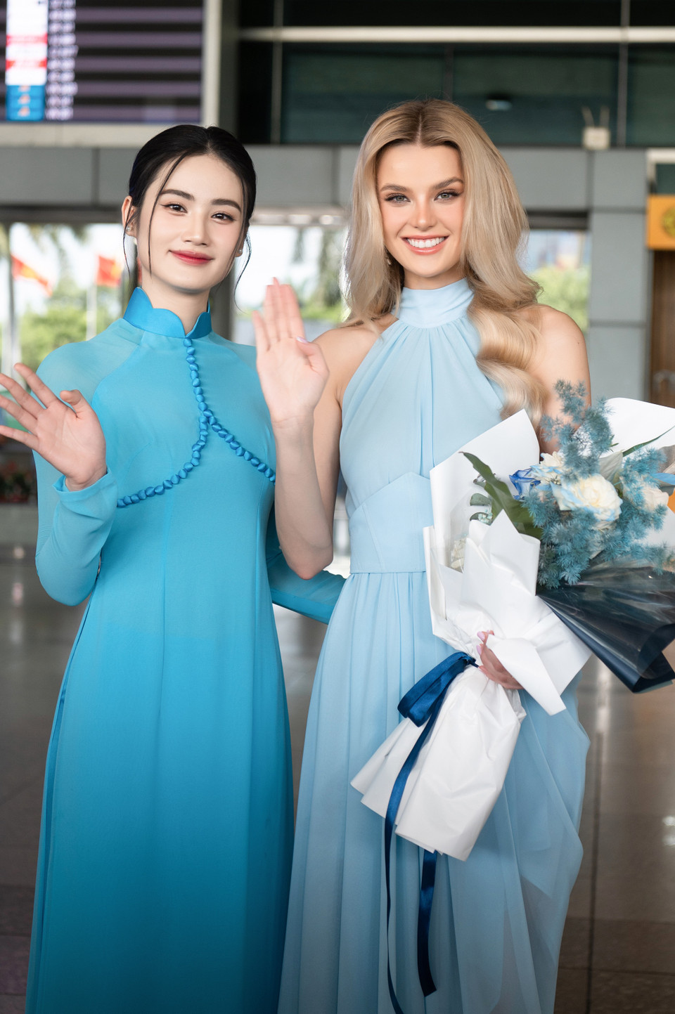 Trước câu hỏi của Miss World Vietnam 2023 rằng: “Sắp tới tham gia show diễn Vietnam Beauty Fashion Fest All Stars, bạn mong đợi điều gì? Krystina Pyszkova cho biết: “Tôi rất thích công việc người mẫu và sàn diễn là đam mê của tôi. Tôi rất mong chờ được xuất hiện trên sân khấu VBFF All Stars mùa 7 của đạo diễn Hoàng Nhật Nam và mong khán giả sẽ ủng hộ tôi nhé.” (Ảnh: CTV/Vietnam+)