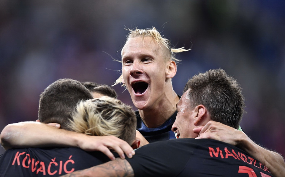 Các cầu thủ Croatia ăn mừng chiến thắng đầy bất ngờ trước đối thủ Argentina trong trận đấu tại bảng D, Vòng chung kết World Cup 2018 diễn ra ở Nizhny Novgorod, Nga, ngày 21/6. (Ảnh: THX/TTXVN)