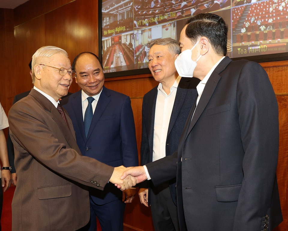 Tổng Bí thư Nguyễn Phú Trọng, Chủ tịch nước Nguyễn Xuân Phúc cùng các lãnh đạo Đảng, Nhà nước dự hội nghị. (Ảnh: Trí Dũng/TTXVN)