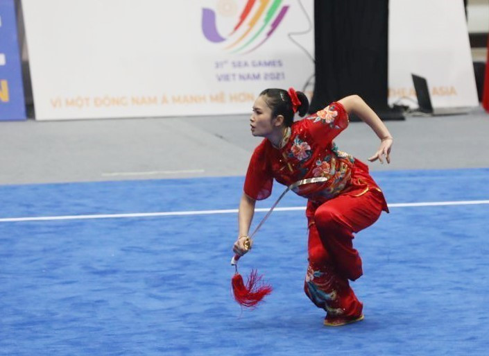 Vận động viên Đặng Tiểu Bình (Việt Nam) giành huy chương Đồng ở nội dung kiếm thuật nữ. (Ảnh: Phạm Hậu/TTXVN)