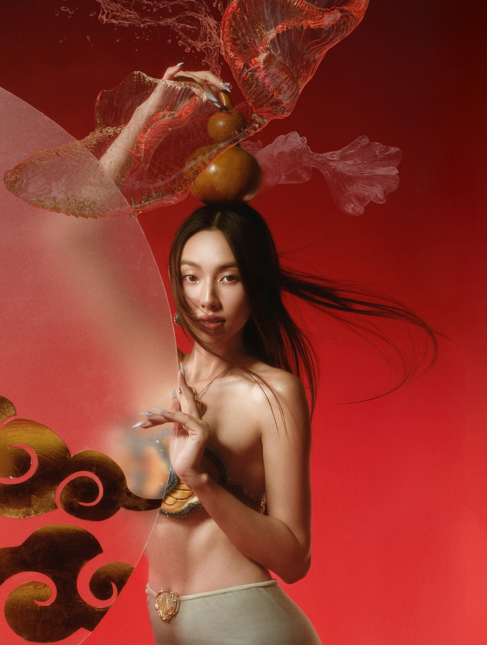 Sau hơn hai năm đăng quang, Thùy Tiên vẫn giữ vững được phong độ khi luôn nằm trong bảng xếp hạng người nổi tiếng có lượt tương tác cao nhất tháng. (Ảnh: CTV/Vietnam+)