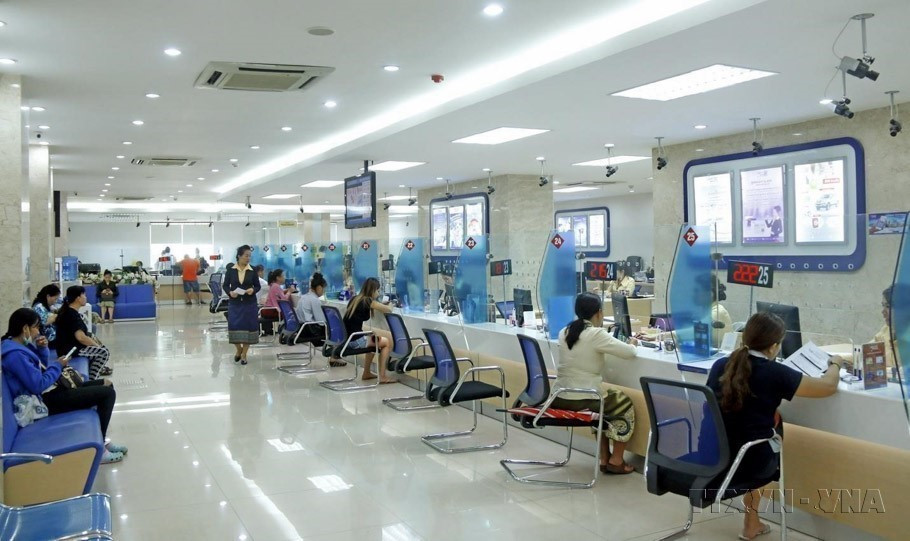 Phòng giao dịch của Ngân hàng Liên doanh Lào-Việt ở thủ đô Vientiane. (Ảnh: Phạm Kiên/TTXVN)