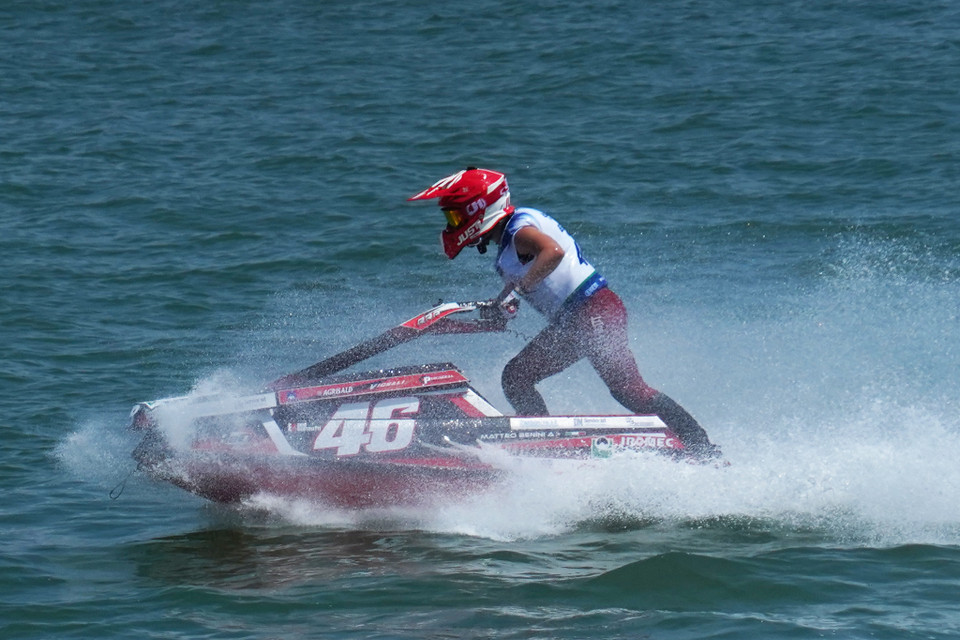 Nội dung thi đấu từ 10 giờ 30 đến 14 giờ là sự tranh tài của những tay đua xuất sắc nhất trong ba hạng mục ở vòng phân hạng (Pole Position): Top 8 Runabout GP1, Top 8 Ski Division GP1 và top 4 hoặc 6 Ski Ladies GP1. (Ảnh: Việt Anh/Vietnam+)