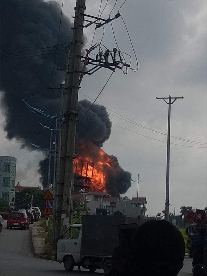 Hiện trường vụ cháy. (Ảnh: TTXVN)