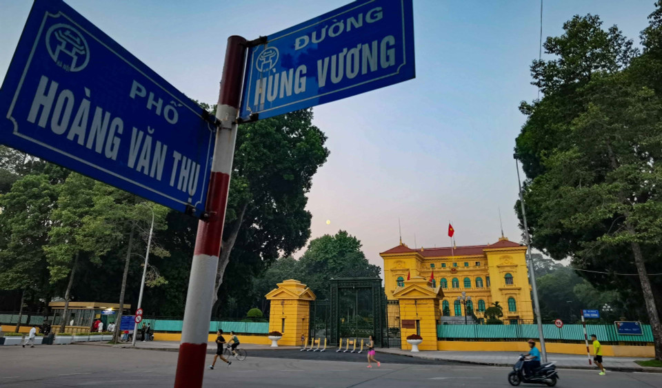 Một sớm mùa Thu tại Phủ Chủ tịch. (Ảnh: Thanh Tùng/TTXVN)