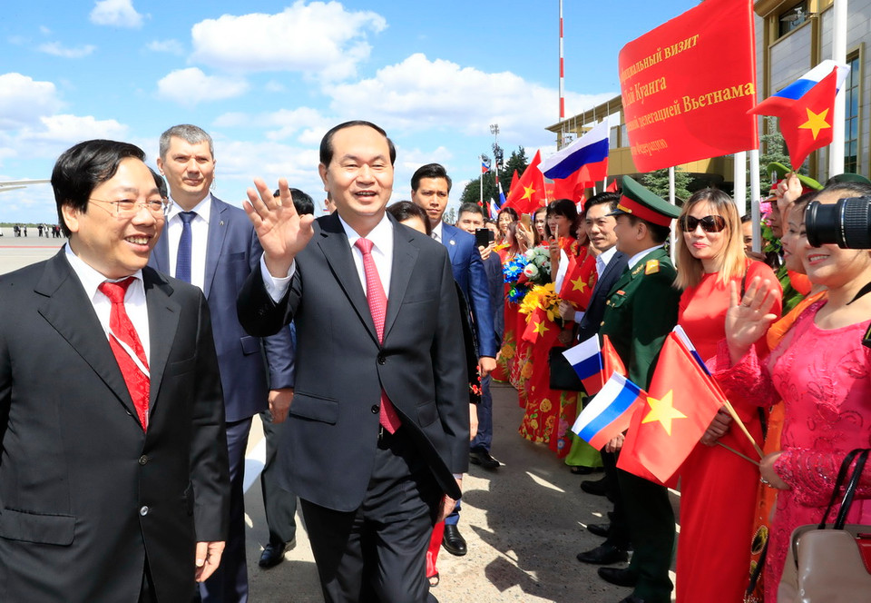 Lễ đón Chủ tịch nước Trần Đại Quang và Phu nhân tại sân bay Vnukovo 2. (Ảnh: Nhan Sáng/TTXVN)
