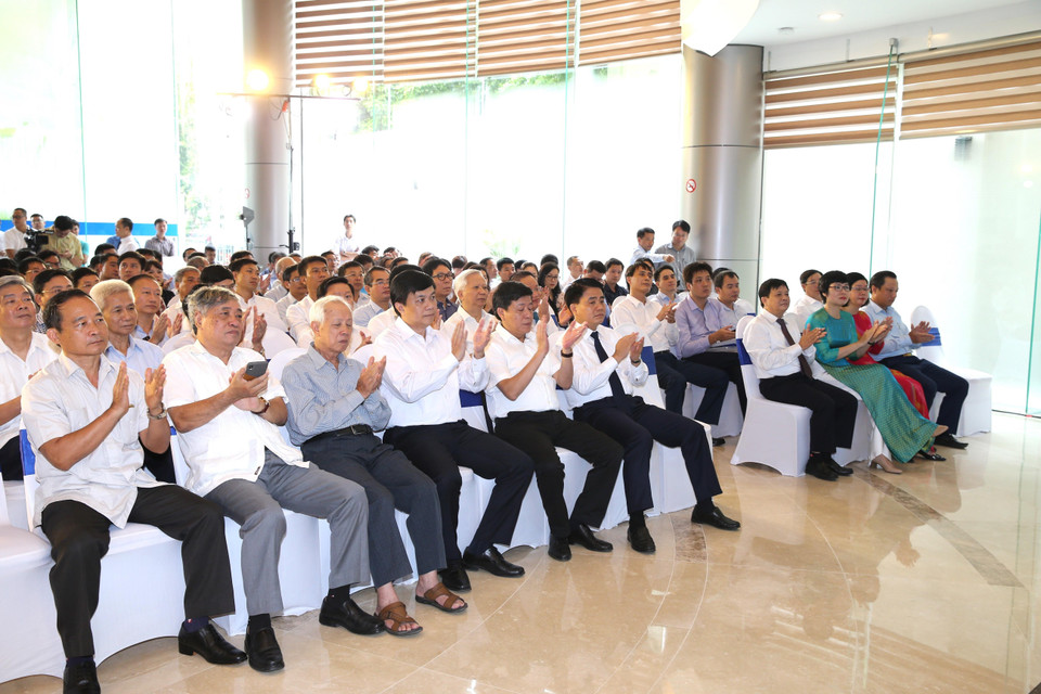 Các đại biểu tham dự buổi lễ. (Ảnh: Dương Giang/TTXVN)