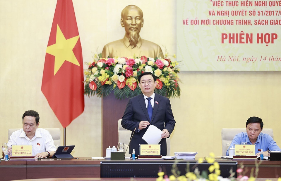 Chủ tịch Quốc hội Vương Đình Huệ phát biểu tại phiên họp. (Ảnh: Doãn Tấn/TTXVN)