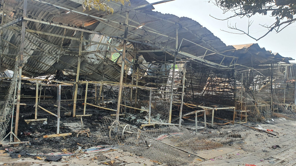 Hiện trường vụ cháy. (Ảnh: Nguyễn Trọng Lịch/TTXVN)