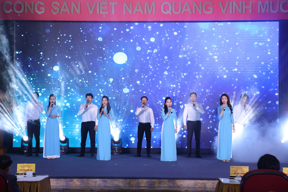 Chiều 25/4, Liên chi hội nhà báo Thông tấn xã Việt Nam tổ chức Lễ trao Giải báo chí Thông tấn xã Việt Nam năm 2023. (Ảnh: Tuấn Anh/Vietnam+)