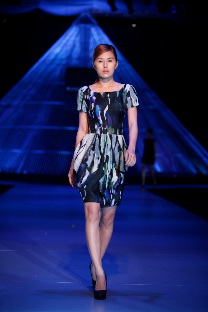 Ngoài trang phục ứng dụng (Ready to wear), ông cũng gây được ấn tượng mạnh với những bộ trang phục cao cấp (Haute Couture). (Ảnh: BTC)