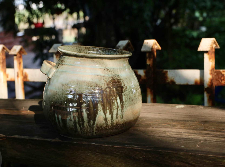 Những bài men của nghệ nhân Anh Đạo cũng vô cùng độc đáo và khác biệt. (Ảnh: Tố Trinh/Vietnam+)