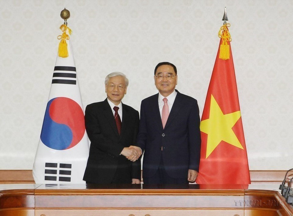 Tổng Bí thư Nguyễn Phú Trọng hội kiến Thủ tướng Hàn Quốc Jung Hong-won trong chuyến thăm cấp Nhà nước tới Hàn Quốc, ngày 2/10/2014, tại Thủ đô Seoul. (Ảnh: Trí Dũng/TTXVN)