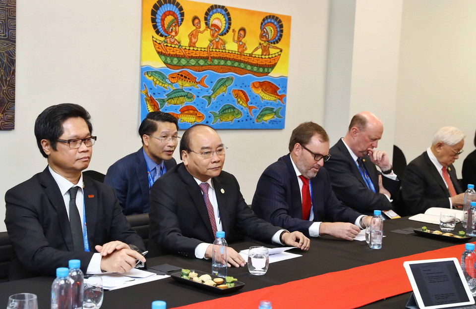 Thủ tướng Nguyễn Xuân Phúc dự Phiên đối thoại theo nhóm của các nhà lãnh đạo Việt Nam, Indonesia, Australia và Đài Loan (Trung Quốc) với thành viên Hội đồng Tư vấn Kinh doanh APEC (ABAC). (Ảnh: Thống Nhất/TTXVN)