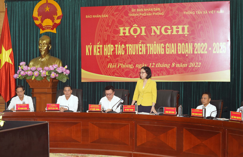 Bà Vũ Việt Trang, Tổng Giám đốc Thông tấn xã Việt Nam phát biểu tại buổi lễ. (Ảnh: Hoàng Ngọc/TTXVN)