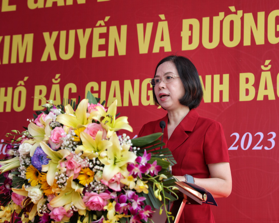 Đồng chí Vũ Việt Trang, Ủy viên BCH Đảng bộ Khối các cơ quan Trung ương, Bí thư Đảng ủy, Tổng Giám đốc TTXVN phát biểu. (Ảnh: Danh Lam/TTXVN)