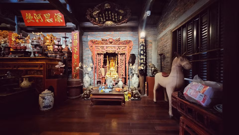 Trước khi đại dịch COVID-19 bùng phát, căn nhà sàn này đón tiếp khá nhiều du khách nước ngoài mỗi ngày. (Ảnh: Mai Mai/Vietnam+)