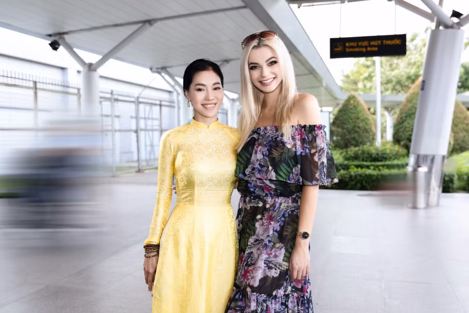 Trước đó, ban tổ chức Miss World Vietnam 2022 đã công bố đoàn Miss World sẽ đến Việt Nam tham dự đêm chung kết toàn quốc Miss World Vietnam 2022 vào ngày 12/8 tới tại thành phố biển Quy Nhơn xinh đẹp, trong đó có sự xuất hiện của đương kim Miss World 2021 Karolina Bielawski. (Ảnh: CTV/Vietnam+)