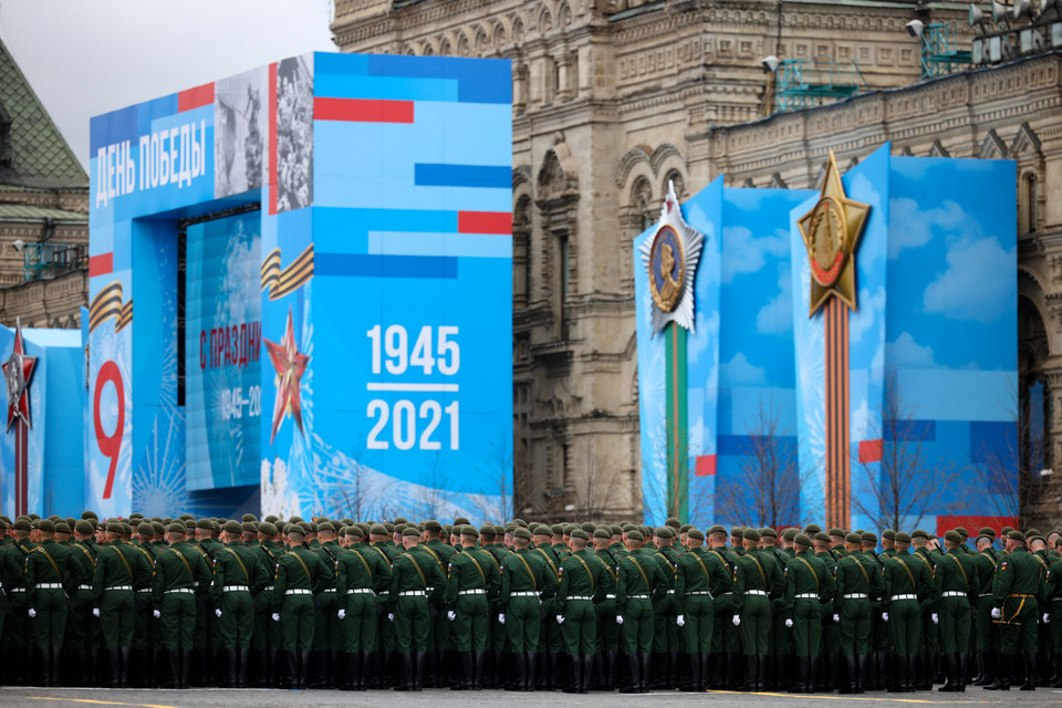 Binh sĩ Nga tham gia lễ duyệt binh kỷ niệm 76 năm Ngày chiến thắng Phát xít tại Moskva, ngày 9/5/2021. (Ảnh: AFP/TTXVN)