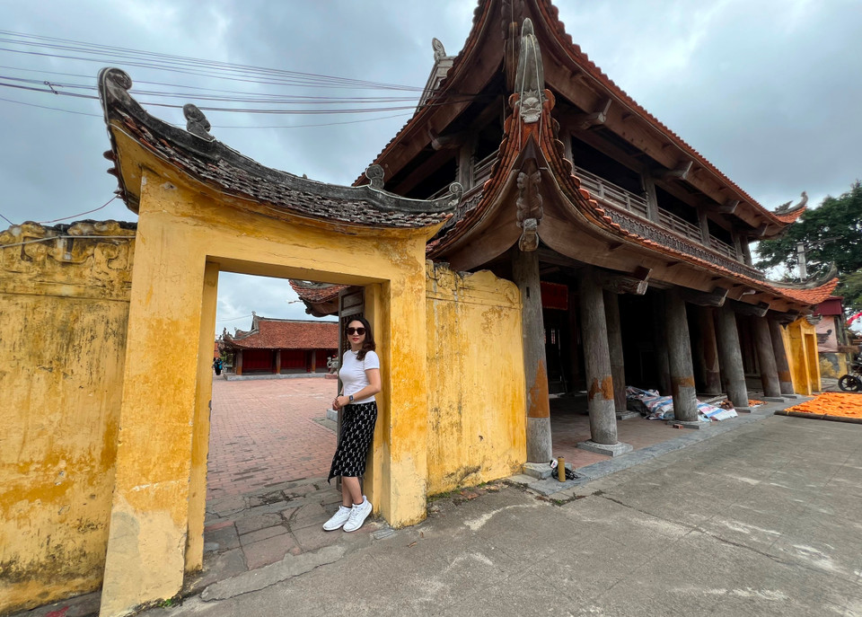 Dương Không Lộ là nhân vật lịch sử có công lớn đối với vương triều Lý, được vua Lý phong làm Quốc sư kiêm Đại pháp sư, là người có công lao khai sáng và tạo lập ra chùa Keo Hành Thiện và làng Hành Thiện. (Ảnh: Mai Mai/Vietnam+)