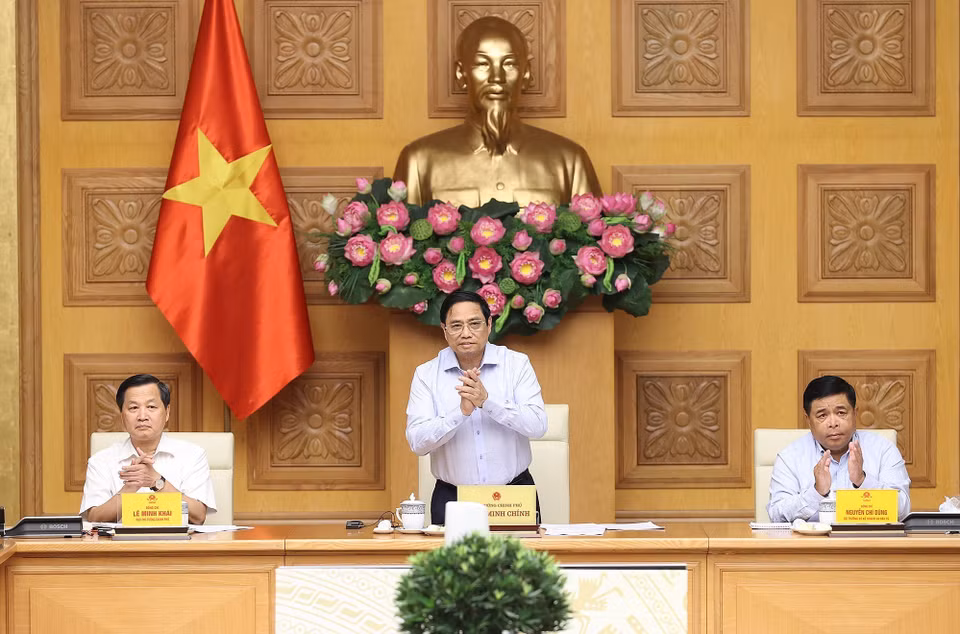  Thủ tướng Phạm Minh Chính chủ trì buổi làm việc với các bộ, ngành, cơ quan và một số chuyên gia, nhà khoa học, tổ chức quốc tế. (Ảnh: Dương Giang/TTXVN) 