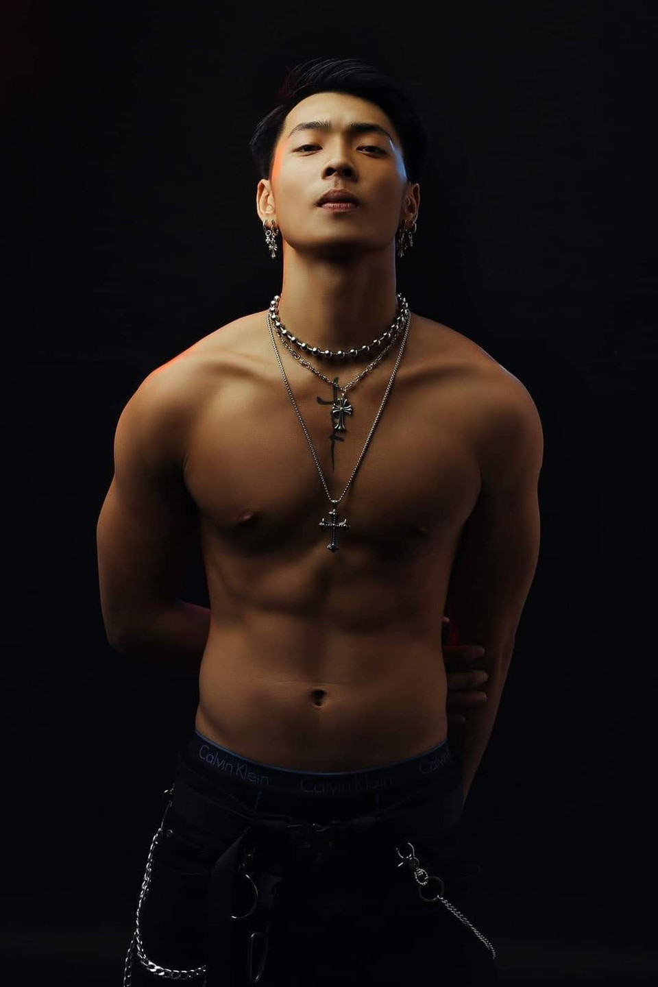 Tuấn Anh là một trong những thí sinh có lượng quan tâm cũng như lượt vote nằm trong top của bảng A tính đến hiện tại. Tuấn Anh cho biết bản thân đã và đang từng ngày nỗ lực và tập luyện một cách chỉn chu nhất để chinh phục mọi thử thách, mong muốn đến với cuộc thi lần này sẽ tạo được ấn tượng tốt đẹp và chinh phục giải thưởng cao nhất của chương trình. (Ảnh: BTC)