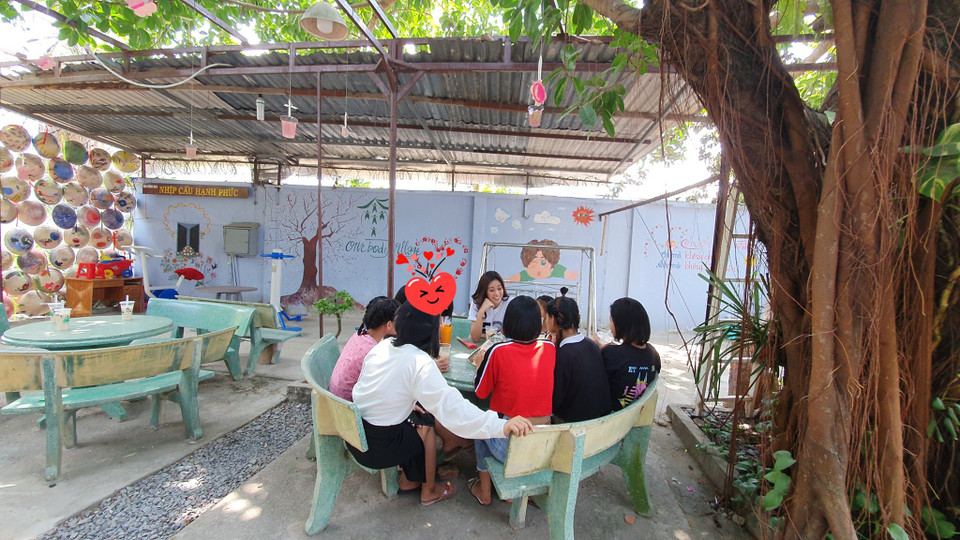 Hoa hậu chia sẻ từng suýt trở thành nạn nhân của hành vi xâm hại tình dục nên cô vô cùng đồng cảm với thông điệp và mục tiêu hoạt động của Ngôi nhà One Body Village. (Ảnh: CTV/Vietnam+)