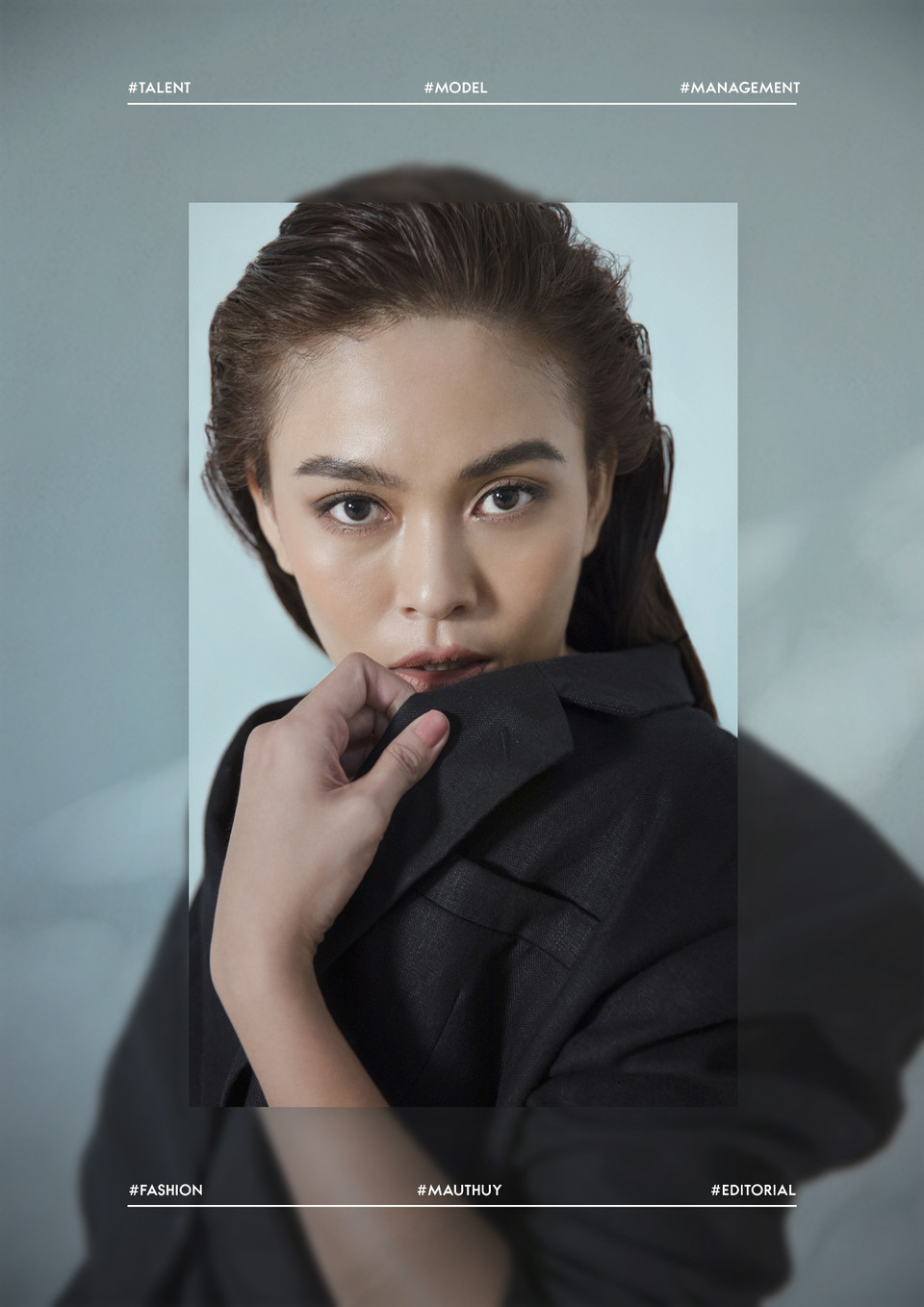 Á hậu Hoàn vũ Việt Nam 2017 ngày càng khẳng định được đẳng cấp của mình khi mới đây, cô đã giúp dàn ‘gà’ cưng của mình có cơ hội sải bước trên các sàn diễn thời trang lớn, sánh bước cùng những Hoa hậu tên tuổi và các đàn chị Vietnam's Next Top Model. (Ảnh: Minh Thư/Vietnam+)