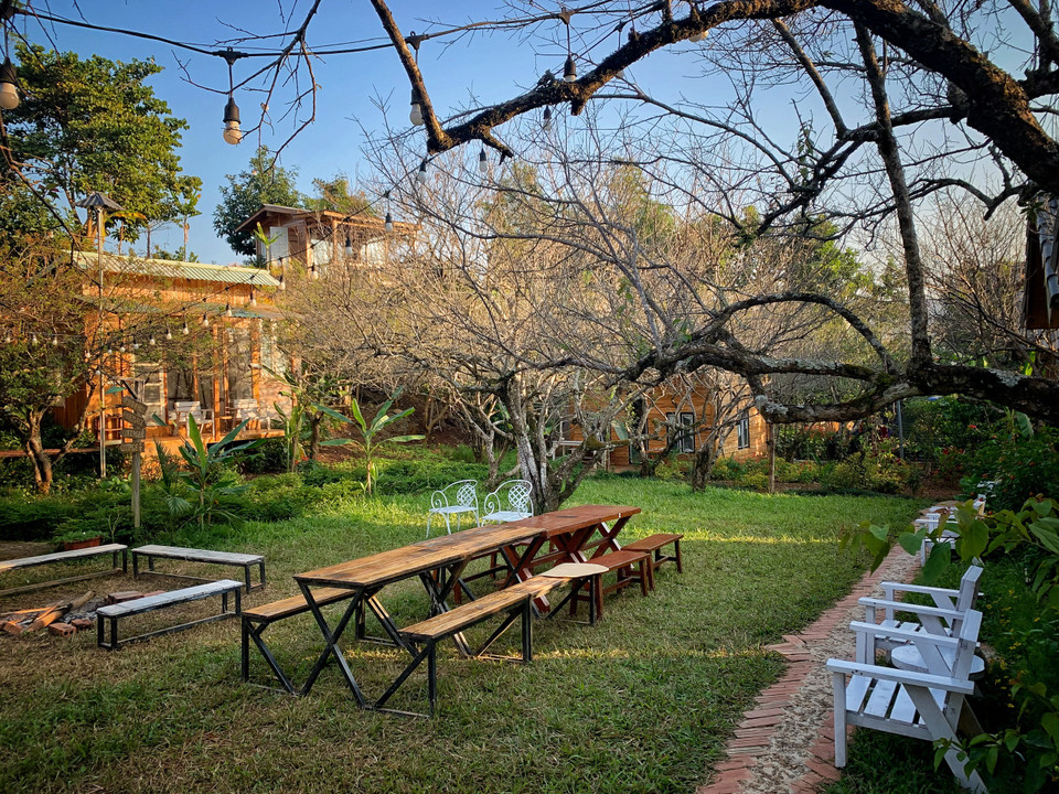 Nơi đây không chỉ phù hợp với các cặp đôi mà còn thường được các nhóm khách công ty hay bạn bè lựa chọn. (Ảnh: Mai Mai/Vietnam+)