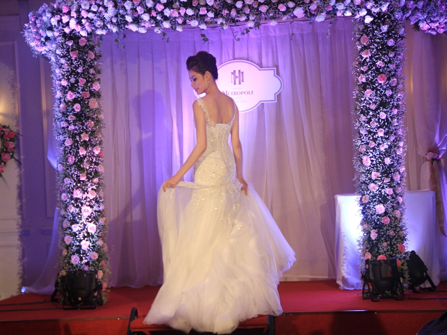 Bộ sưu tập của nhà thiết kế David Minh Đức.(Ảnh: ChiLê/Vietnam+)