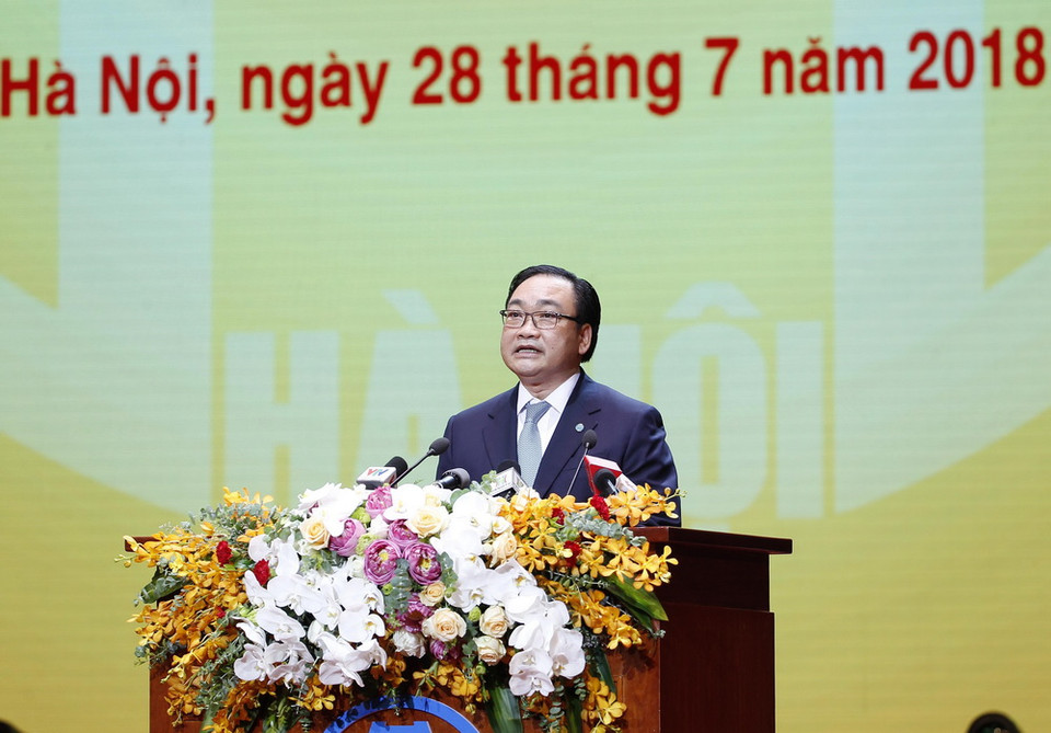 Đồng chí Hoàng Trung Hải, Ủy viên Bộ Chính trị, Bí thư Thành ủy, Trưởng đoàn đại biểu Quốc hội Thành phố Hà Nội phát biểu khai mạc. (Ảnh: Lâm Khánh/TTXVN)