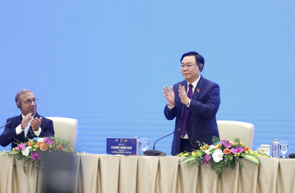 Chủ tịch Quốc hội Vương Đình Huệ dự Lễ Bế mạc Hội nghị Nghị sỹ Trẻ Toàn cầu lần thứ 9. (Ảnh: TTXVN)